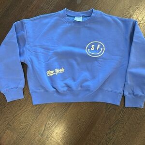 Star fit New York sweatshirt. Like new. Adult medium (runs slightly smaller)